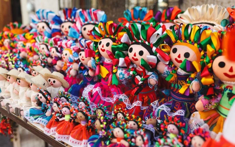 Handcrafted Treasures at Street Markets